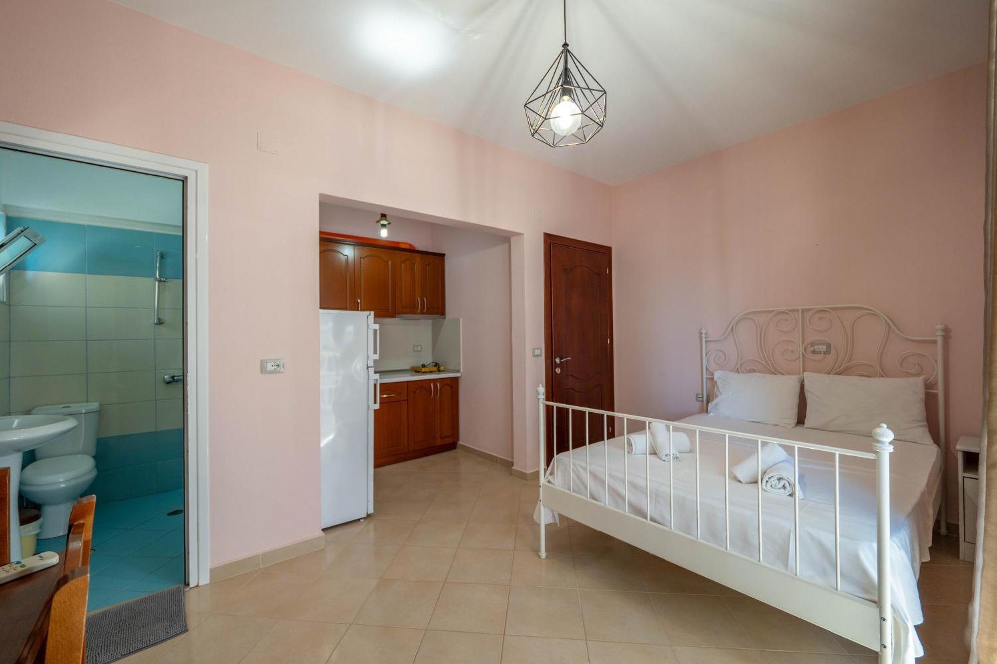 Villa Sunny Ksamil Esterno foto