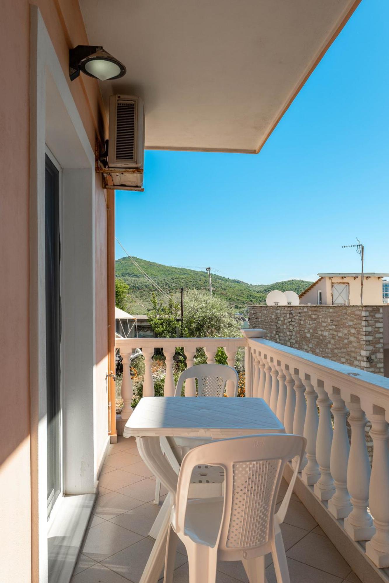 Villa Sunny Ksamil Esterno foto