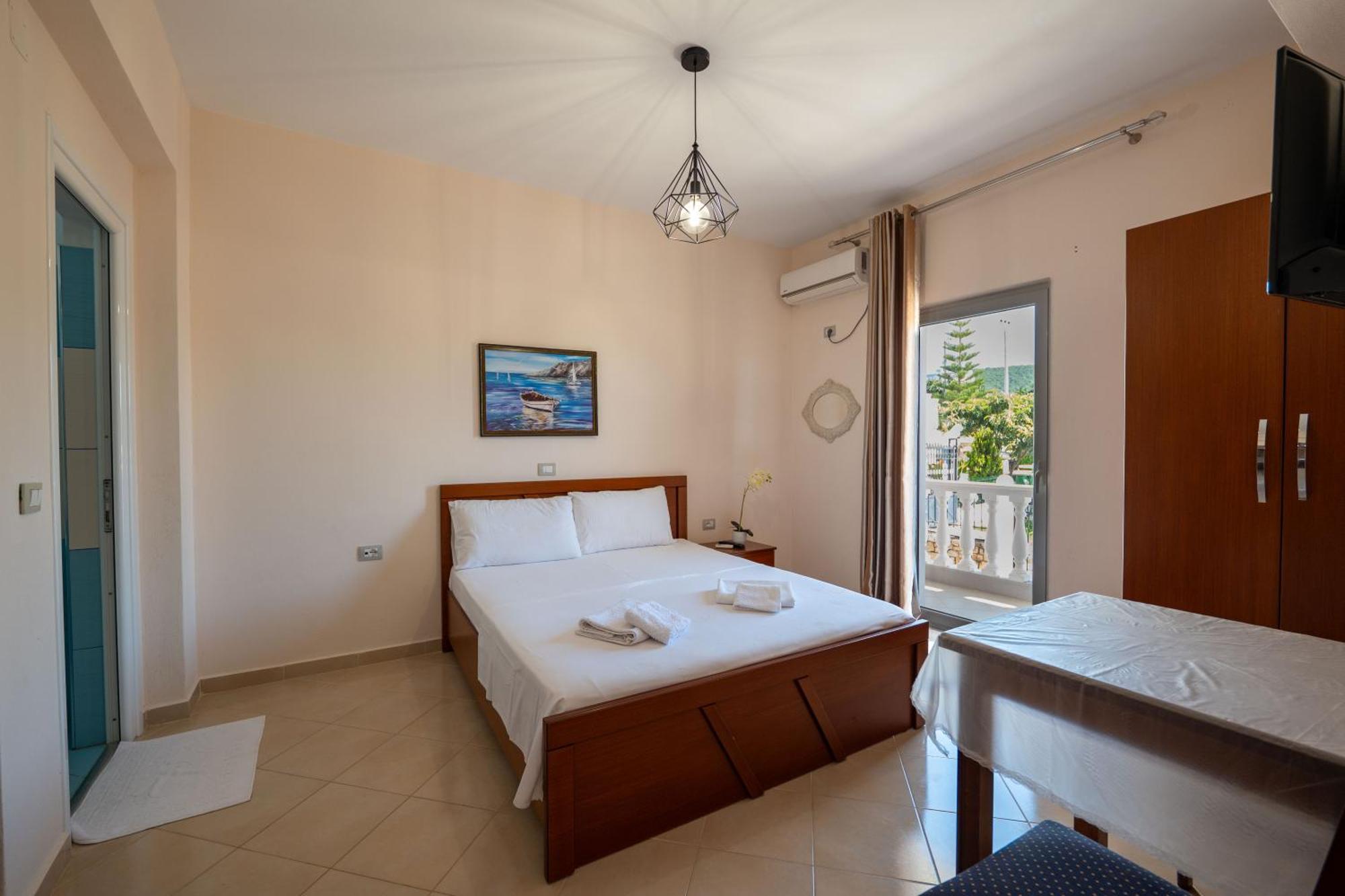 Villa Sunny Ksamil Esterno foto