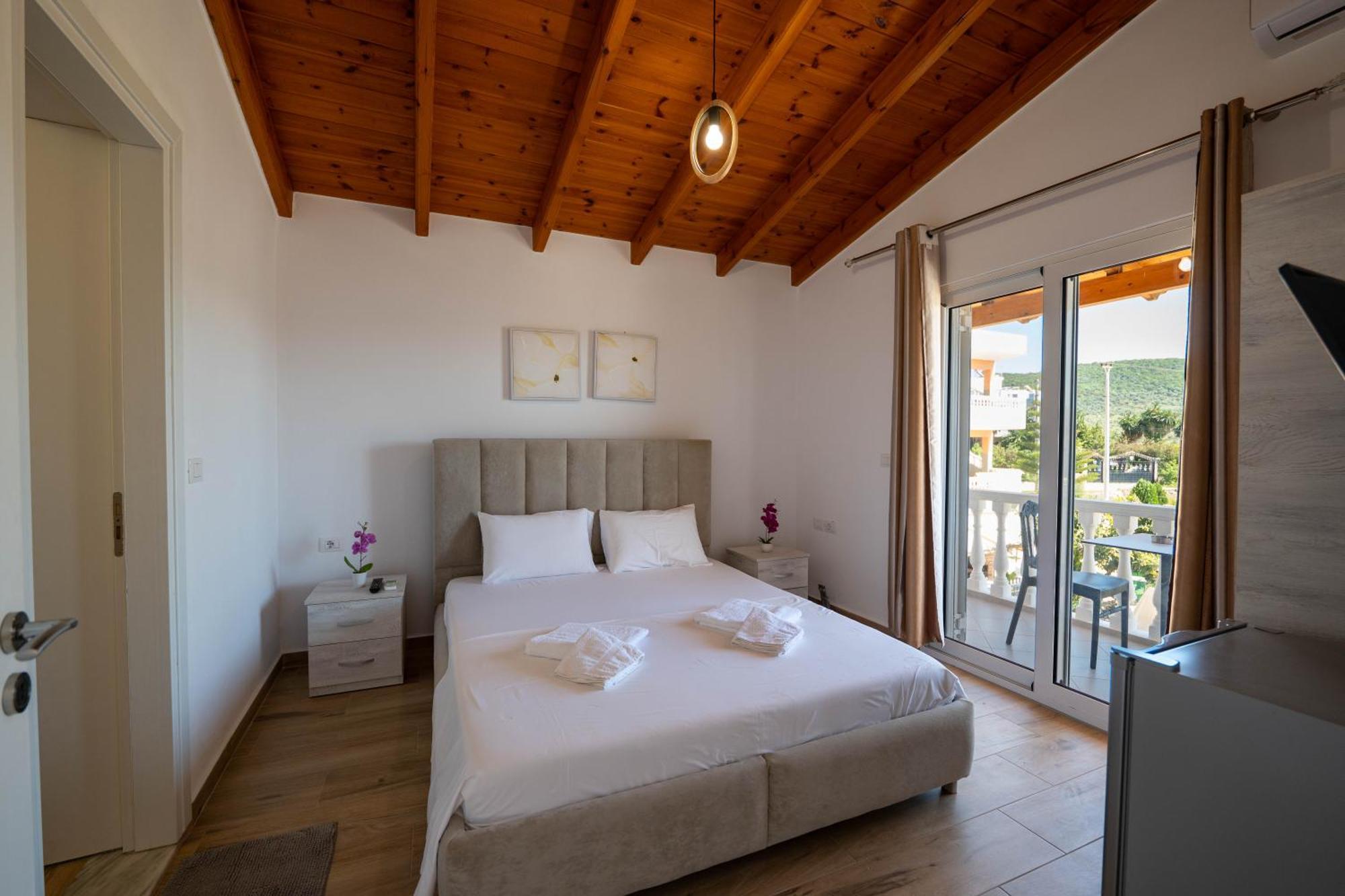 Villa Sunny Ksamil Esterno foto