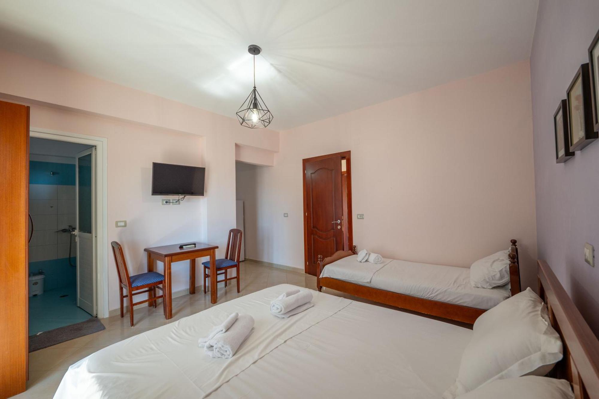Villa Sunny Ksamil Esterno foto