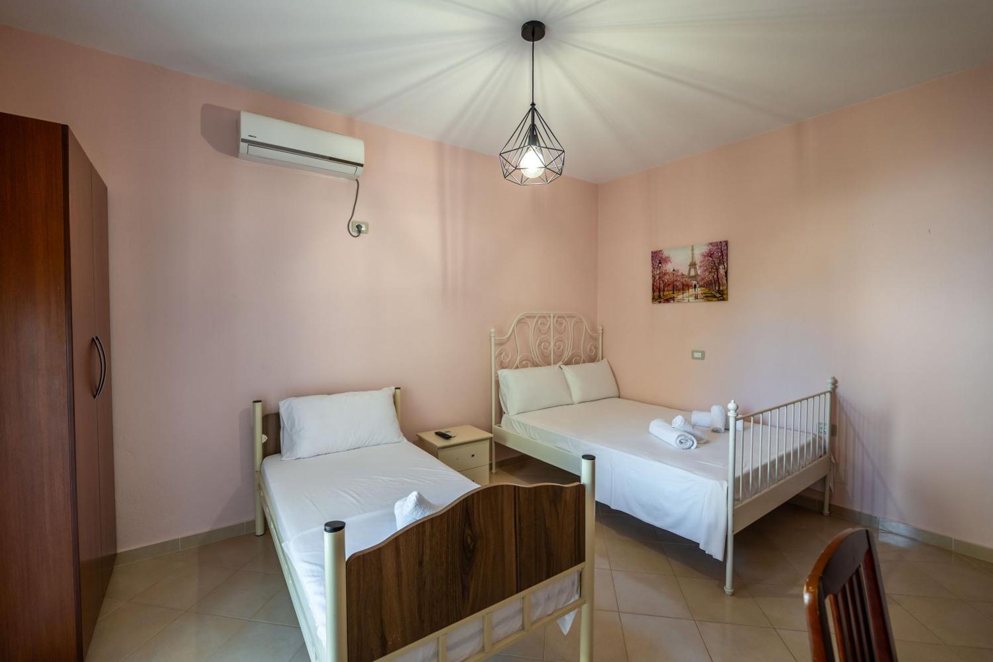Villa Sunny Ksamil Esterno foto