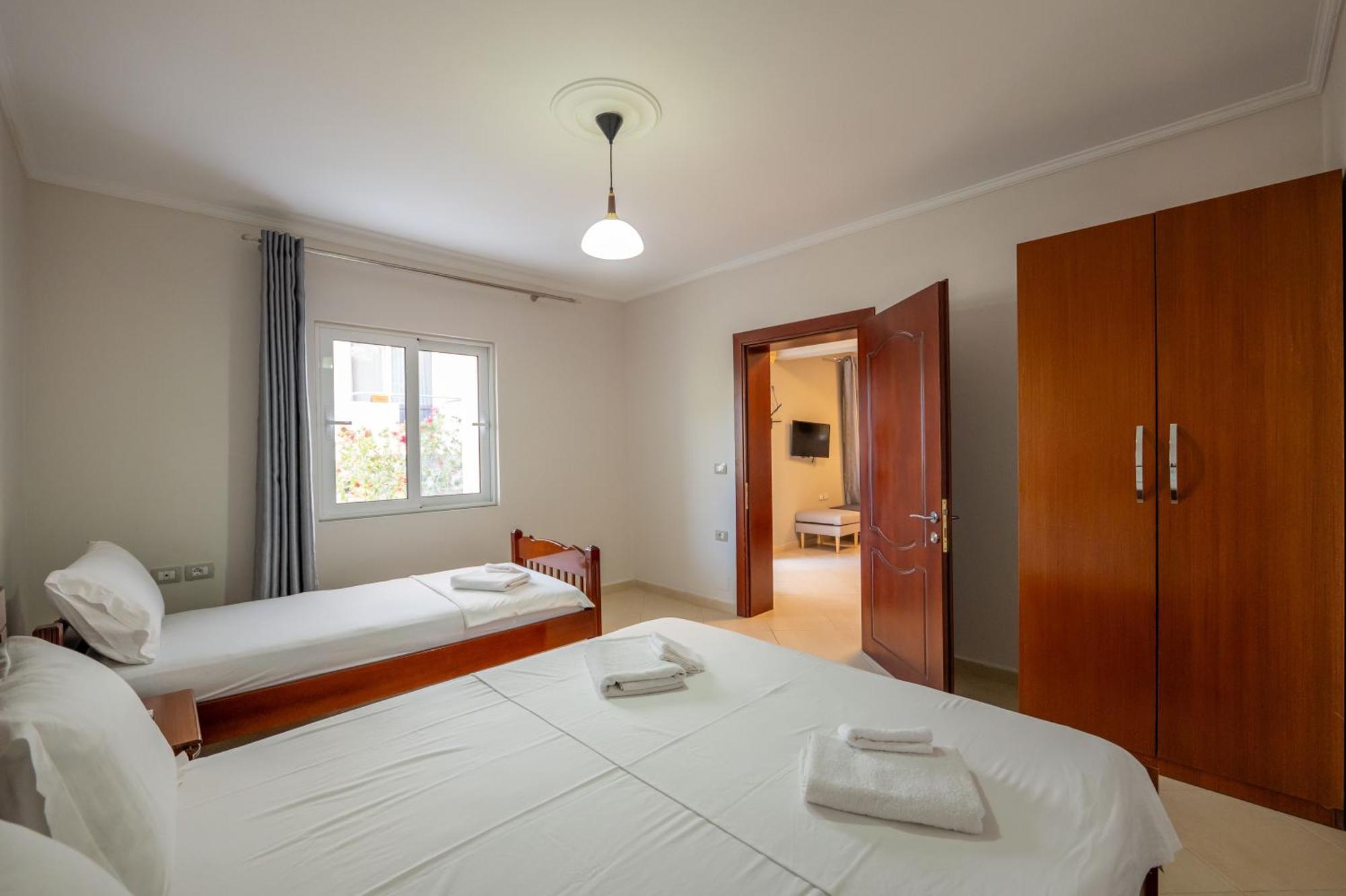 Villa Sunny Ksamil Esterno foto