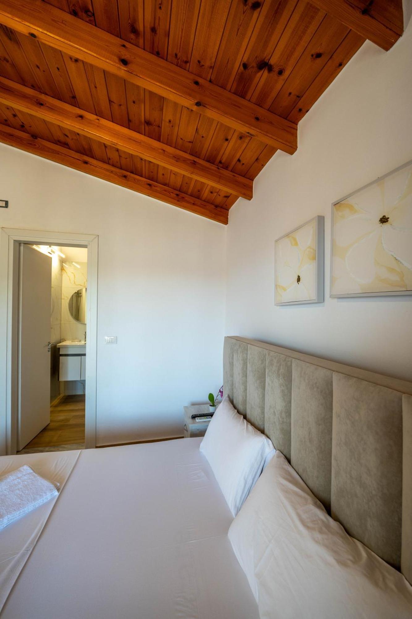 Villa Sunny Ksamil Esterno foto